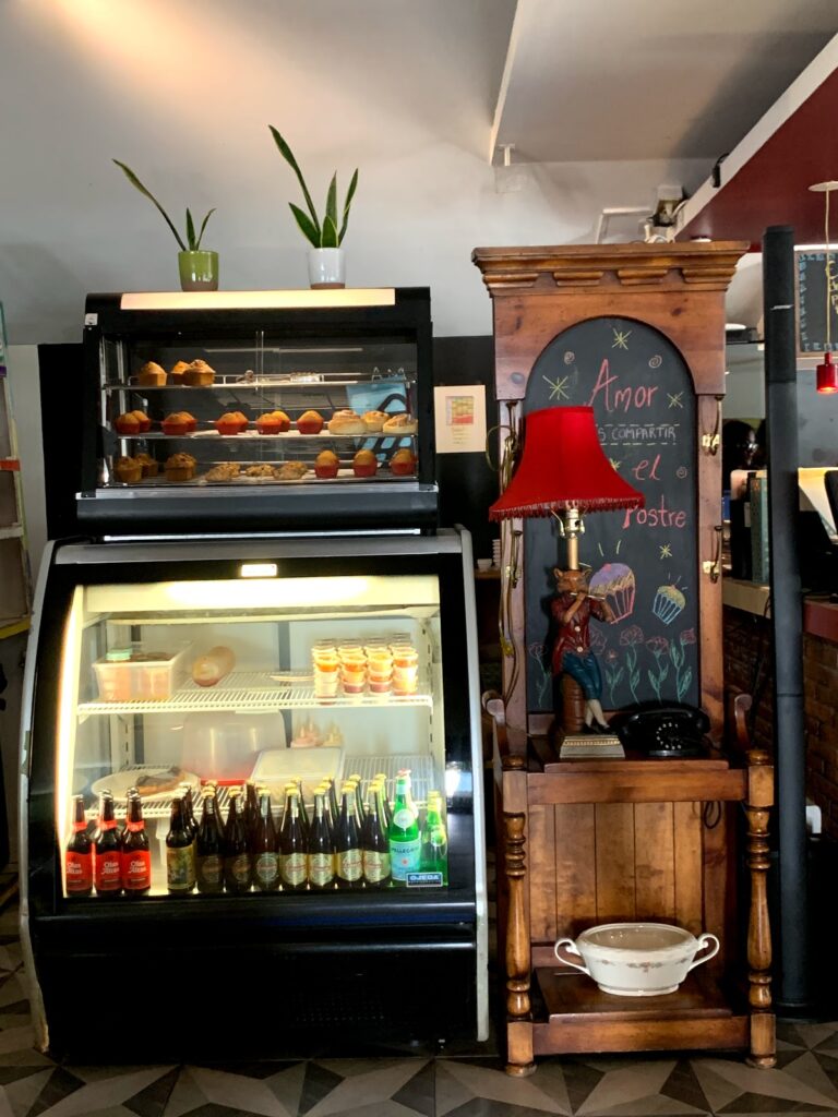 17311 cafe marimba 768x1024