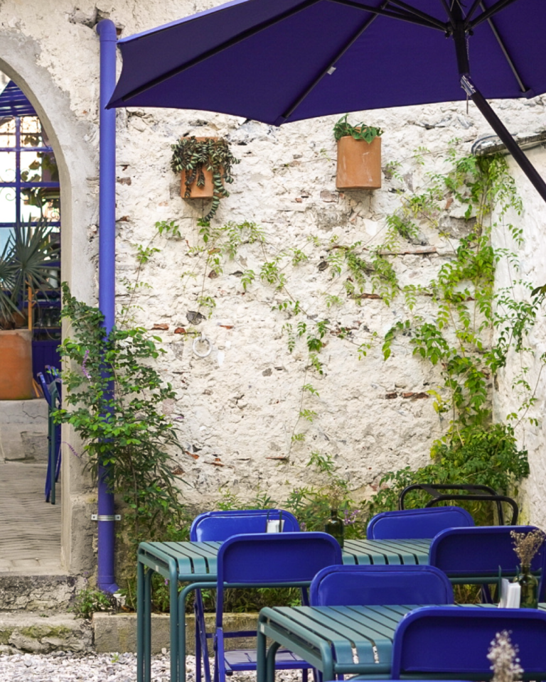 17339 fauna cafe • jardin 768x960