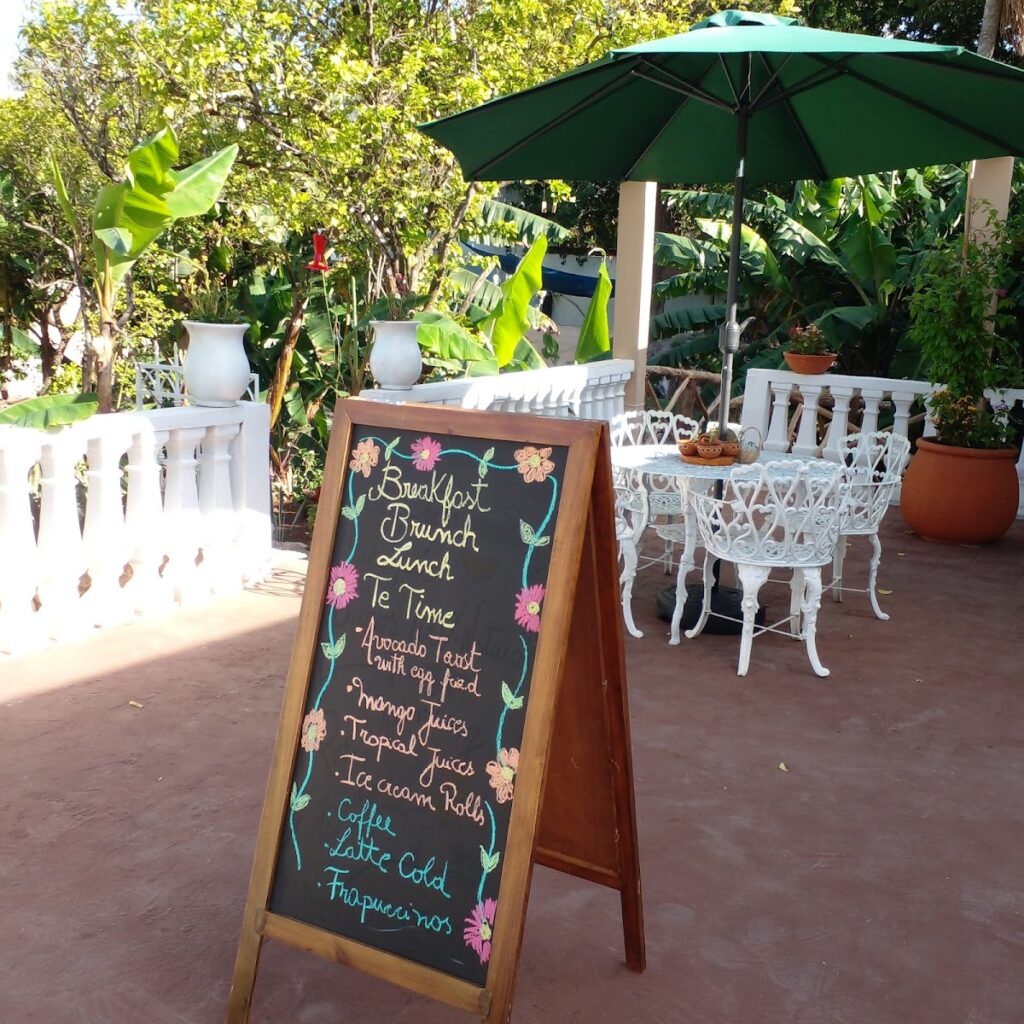 17358 carolin cacao cafe boutique 1024x1024