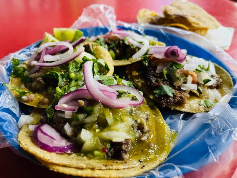 17458 tacos el amigo 768x576