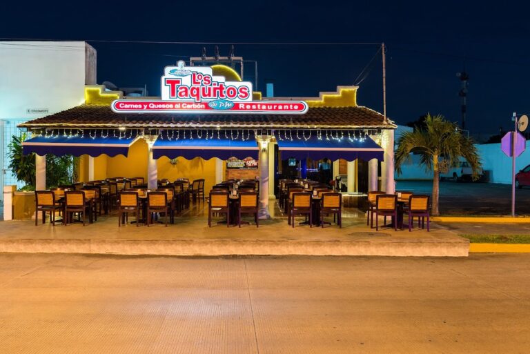 17682 los taquitos de pm prolongacion montejo 768x513