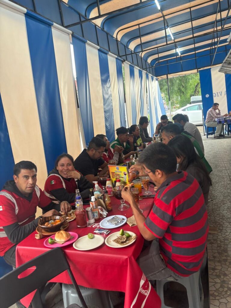 17866 mariscos la viga ecatepec 768x1024