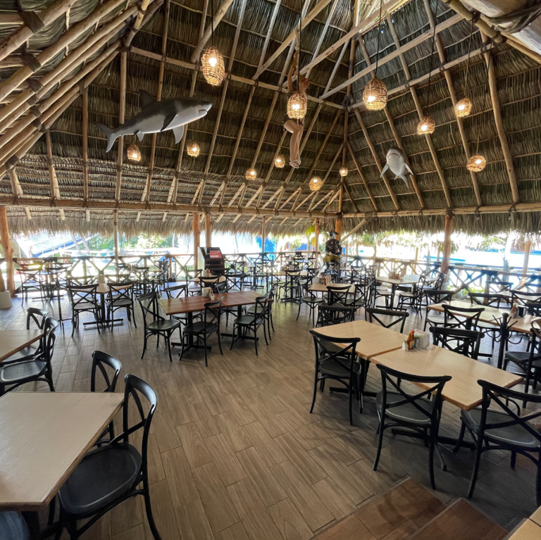 17870 mariscos el pirata periferico 768x767