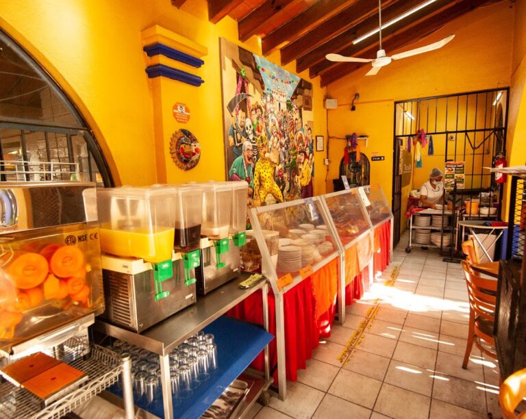 18158 restaurant tecuan 768x612