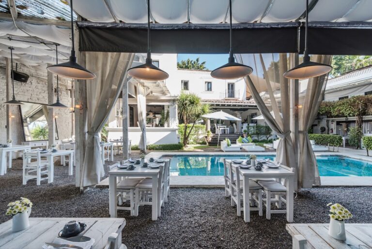 18242 house restaurant 768x513