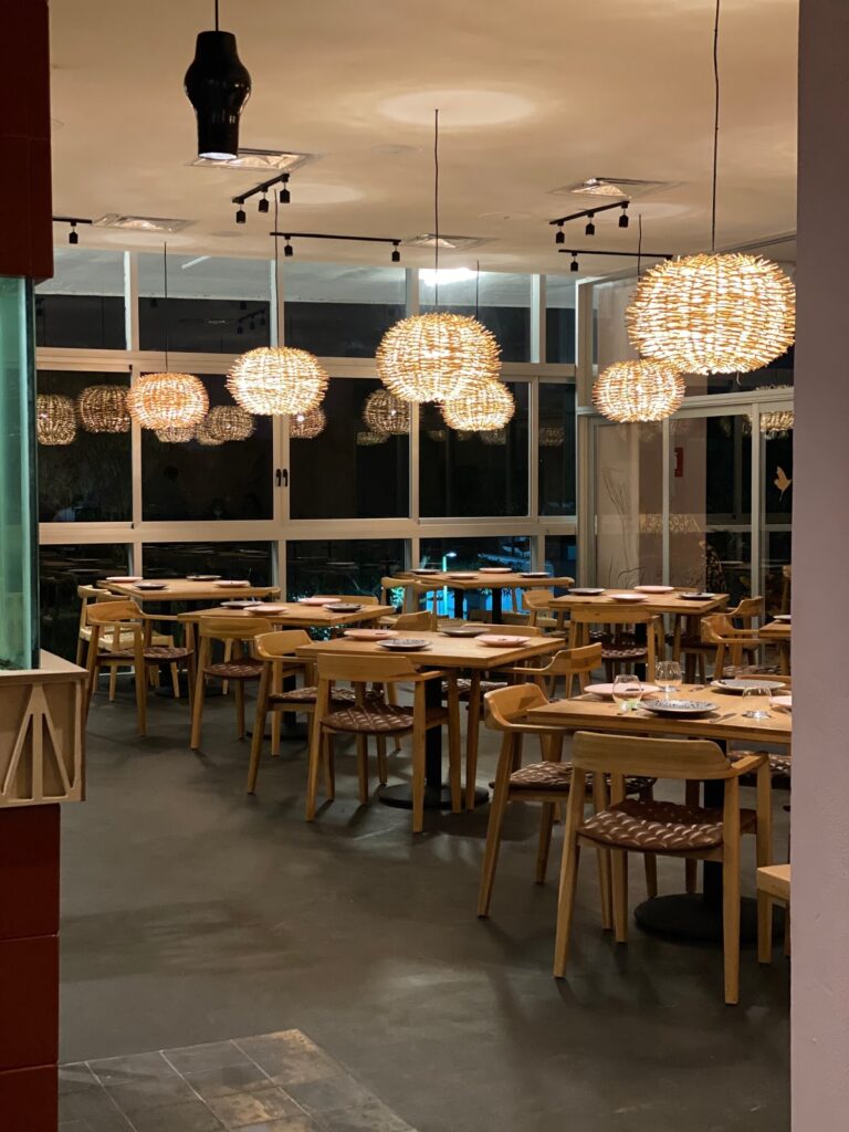 18326 vuelve carmela 768x1024