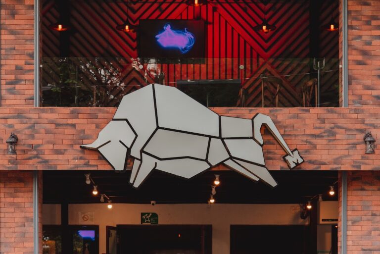 18372 madison grill orizaba 768x513