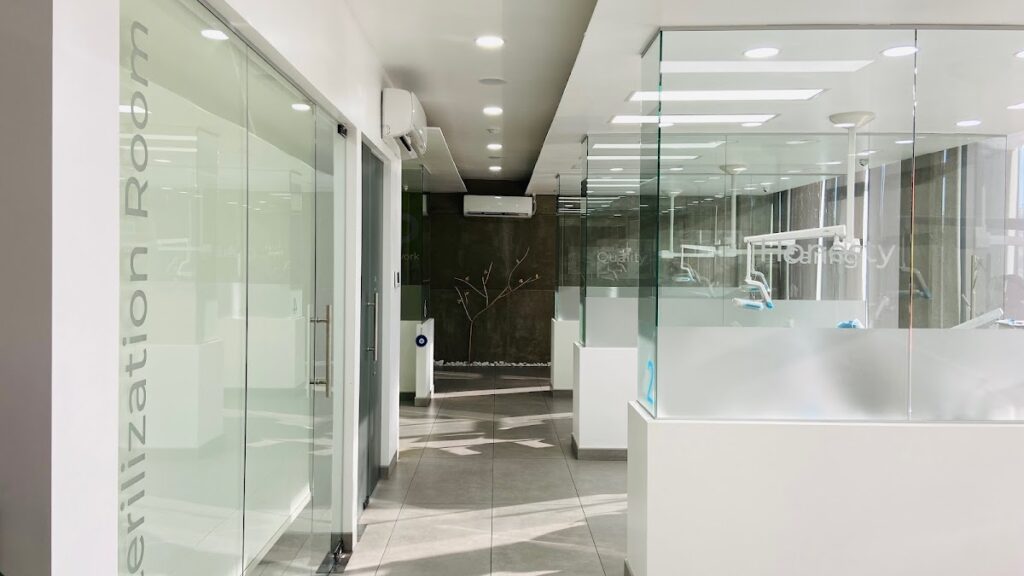 19680 smile tijuana dentist 1024x576