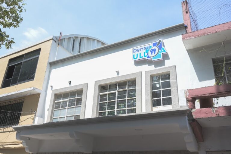 19883 clinica dental ulloa 768x511