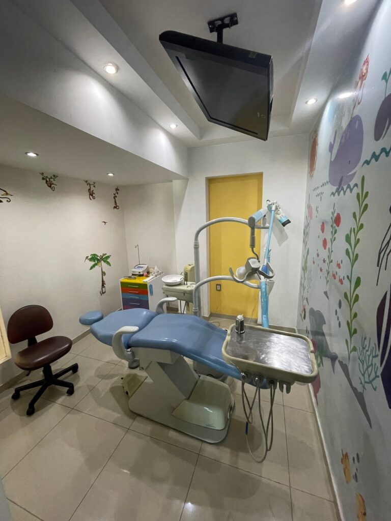 19897 natural sonrisa clinica dental 768x1024