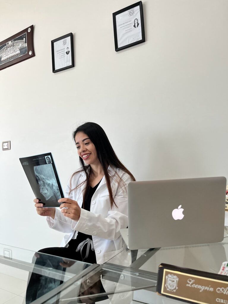 20096 isdental xalapa dentistas especializados 768x1024