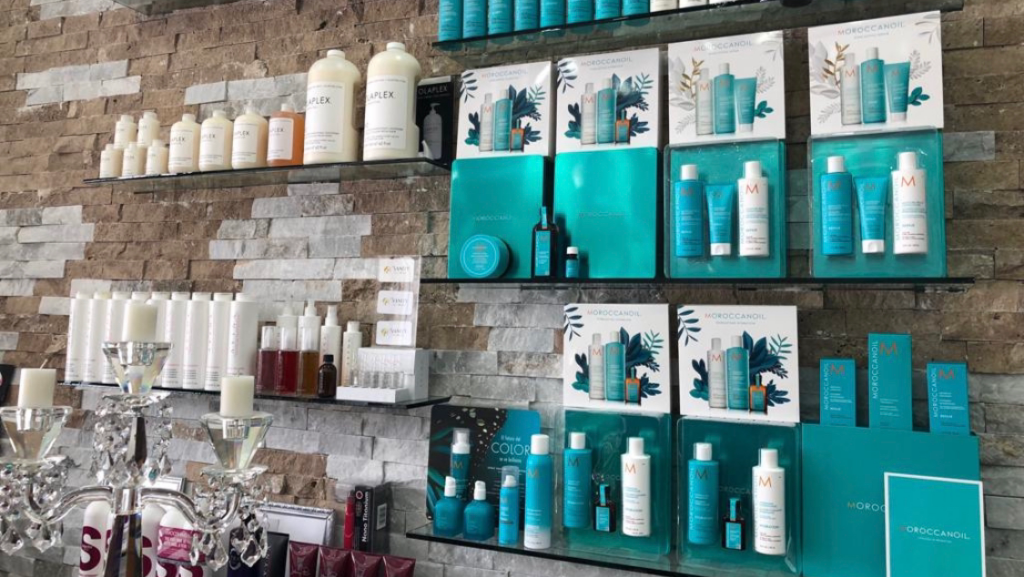 21628 vanity salon spa 1024x577