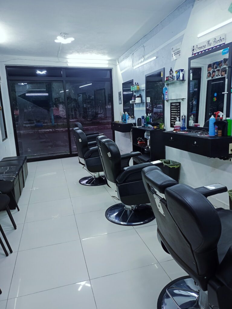 21748 garcias barber shop 768x1024