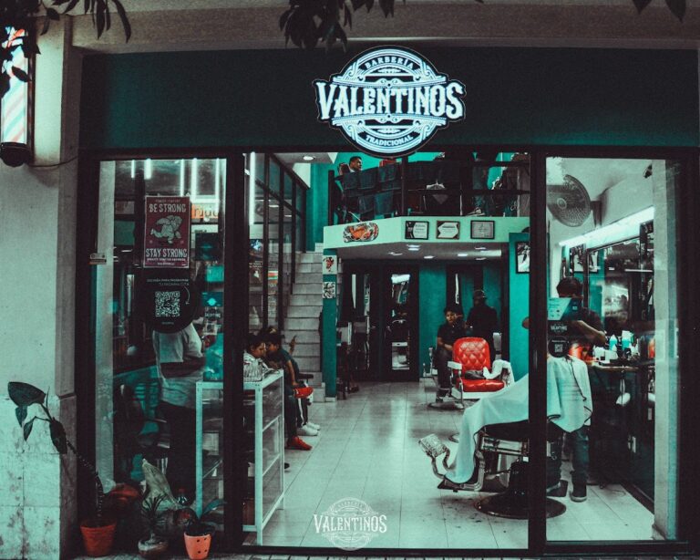 21767 valentinos barberia tradicional 768x614