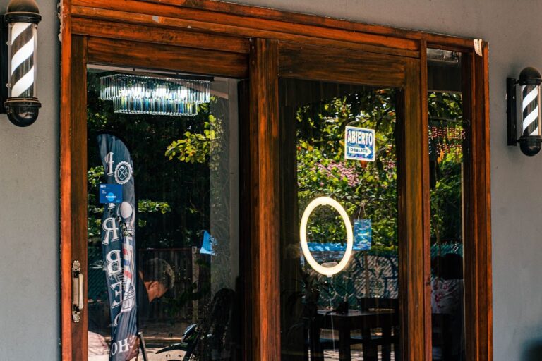 21909 barber shop c d c 768x512