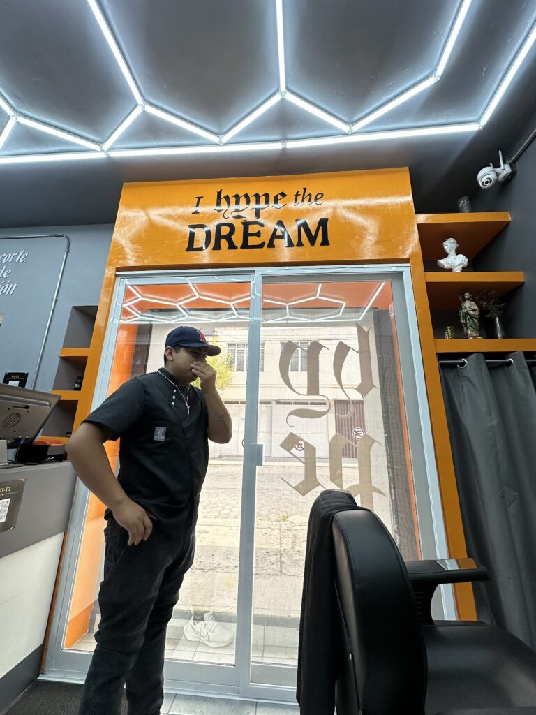 21931 hype barber sur 768x1024