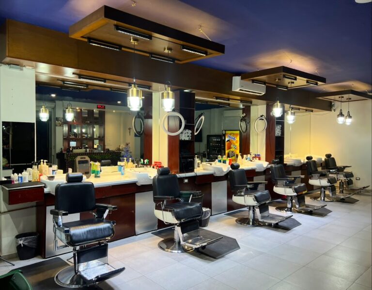 21951 dugout barbershop 768x598