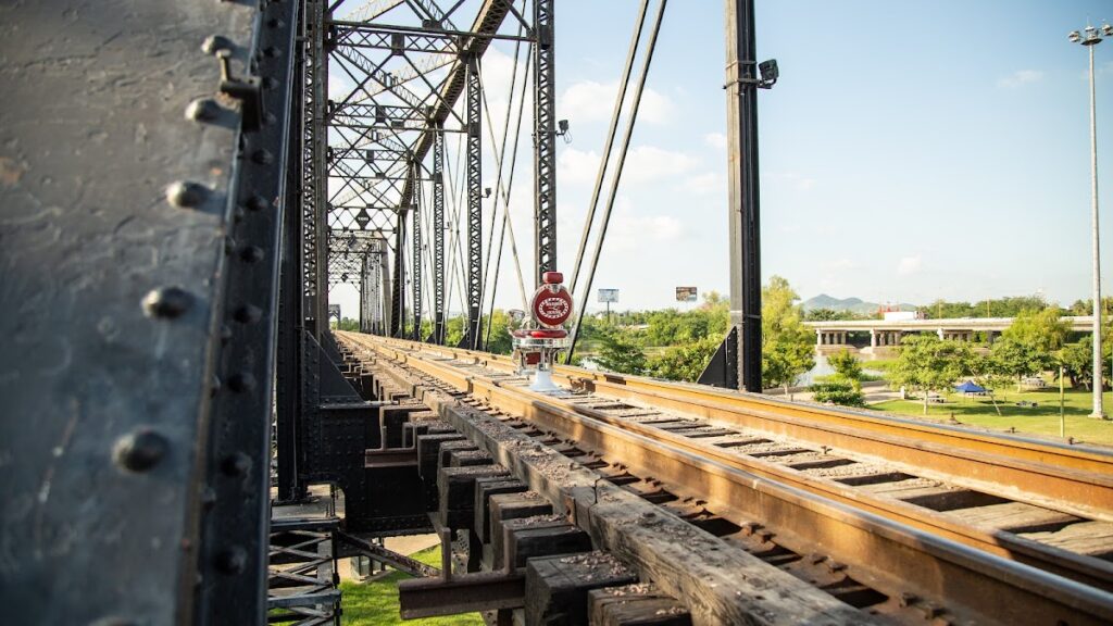 21965 barber house premium 1024x576