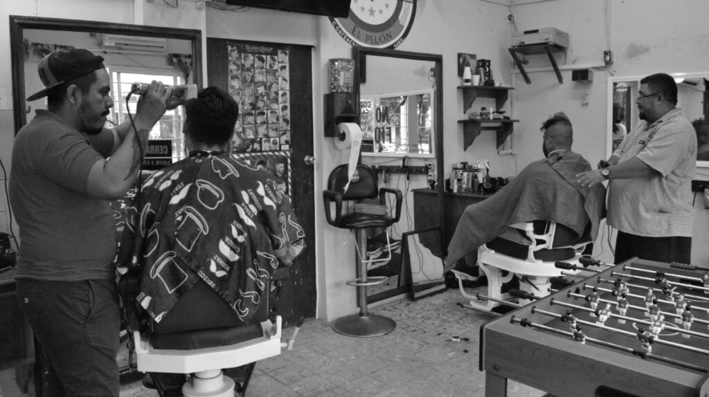 22040 el pelon barber shop 1024x574
