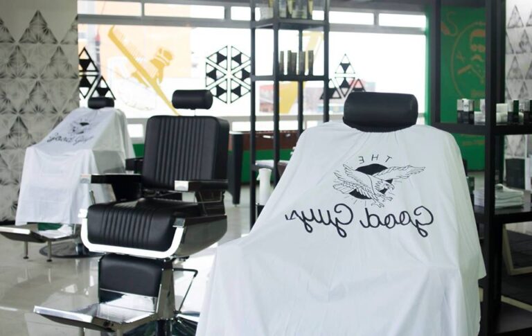 22045 don porfirio barberia 768x485