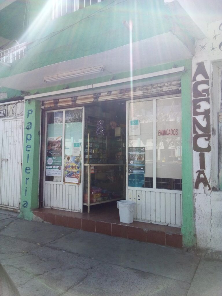 22094 papeleria abrilua 768x1024