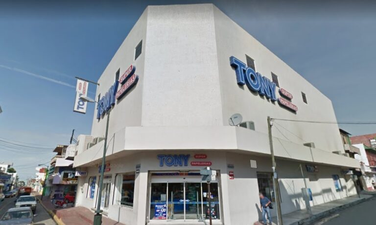 22108 tony superpapelerias 768x459