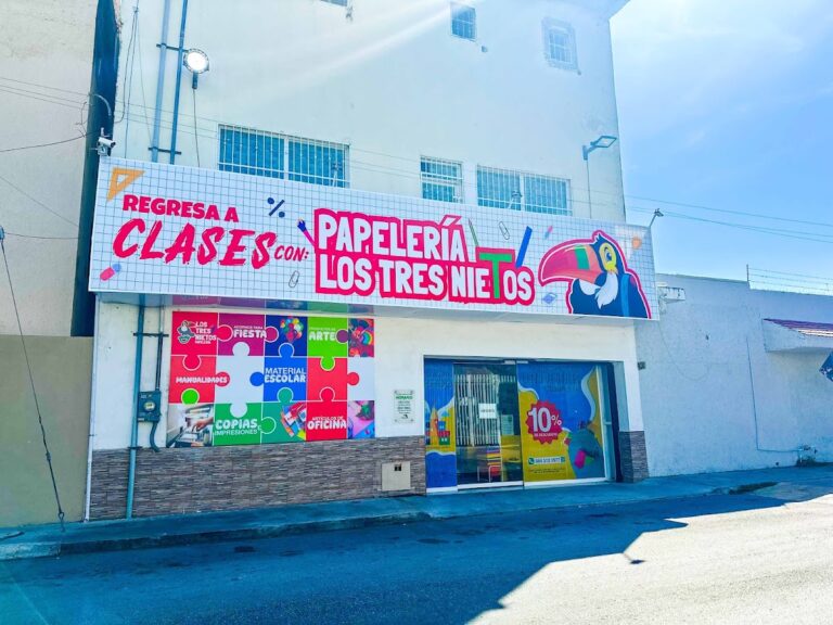 22328 papeleria los tres nietos 768x576