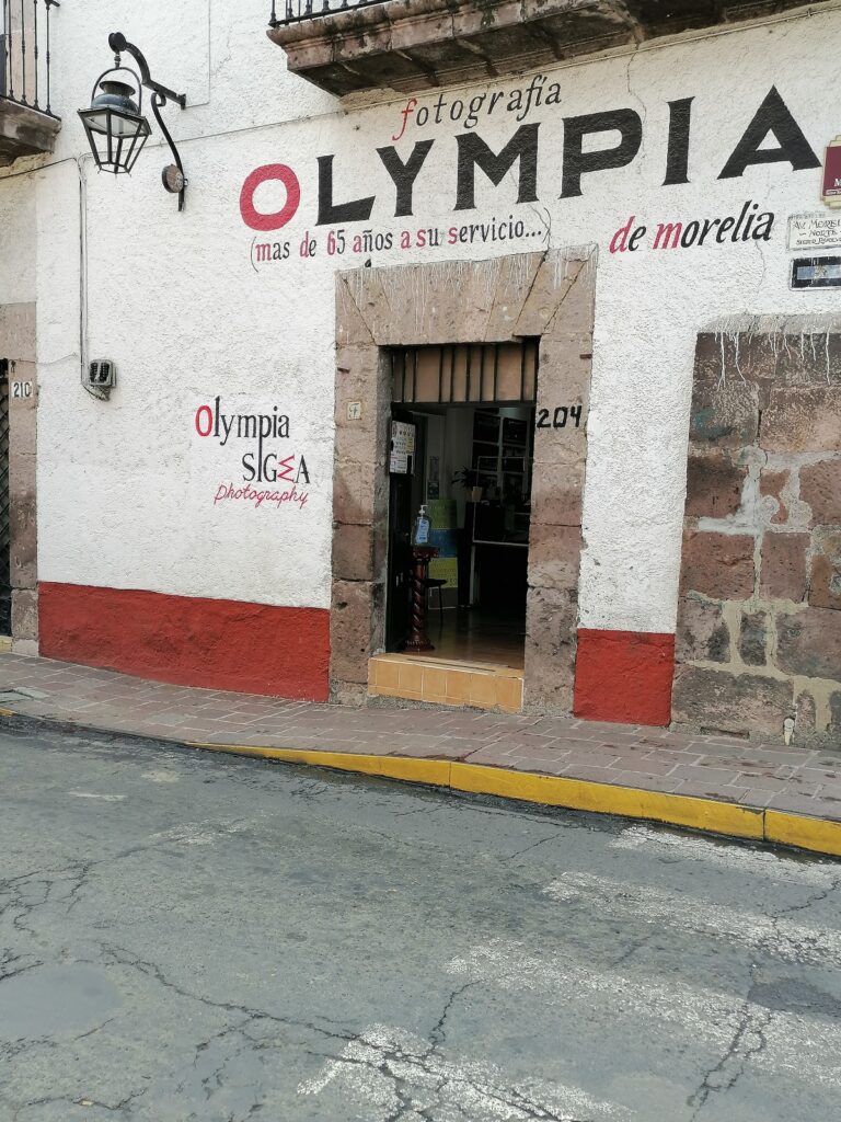 22638 fotografia olympia de morelia la esquina 768x1024