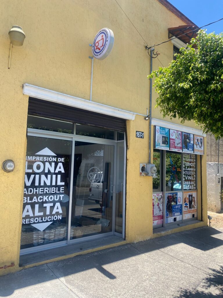 23032 gonzalez impresores 768x1024