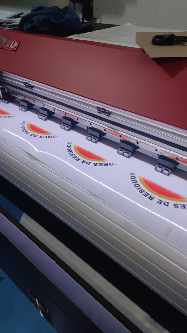 23085 mas grafico 768x1365