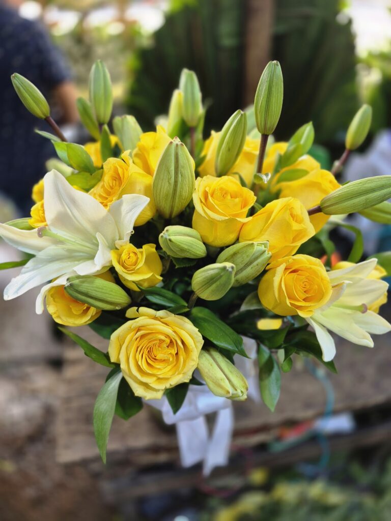 23304 arreglos florales funebres a domicilio 24 hrs en cdmx envios en cdmx y parte de edo mex floreria aline flowers cdmx 768x1024