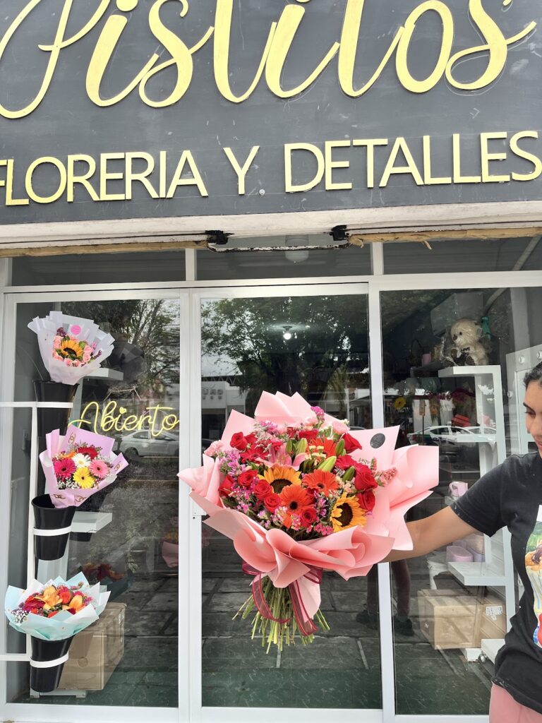 23384 floreria pistilos 768x1024