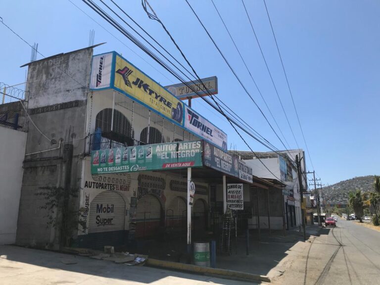 24144 llantera jk tornel zihuatanejo 768x576