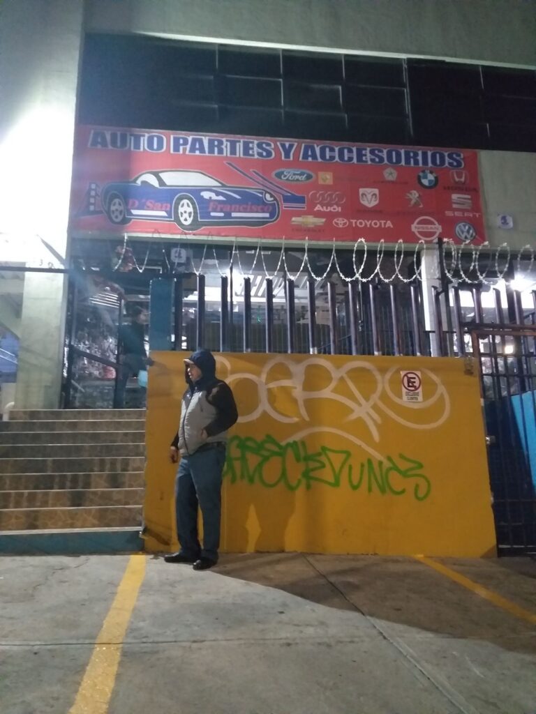 25008 autopartes y accesorios 768x1024