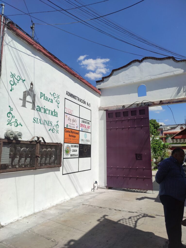 26629 bravo chavez y asociados 766x1024