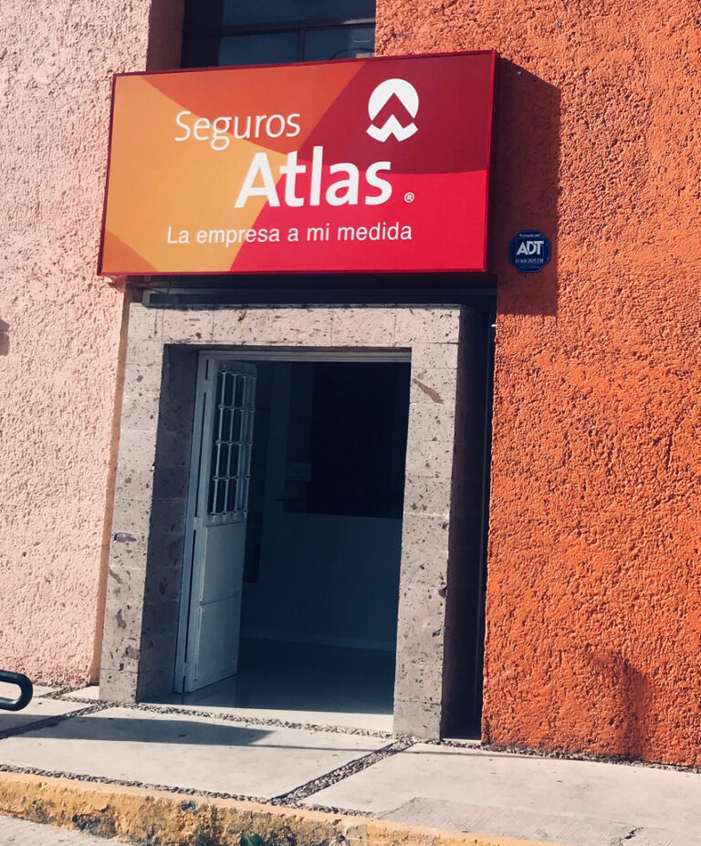 27676 seguros atlas 768x927