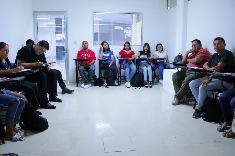 28618 fast english apodaca 768x512