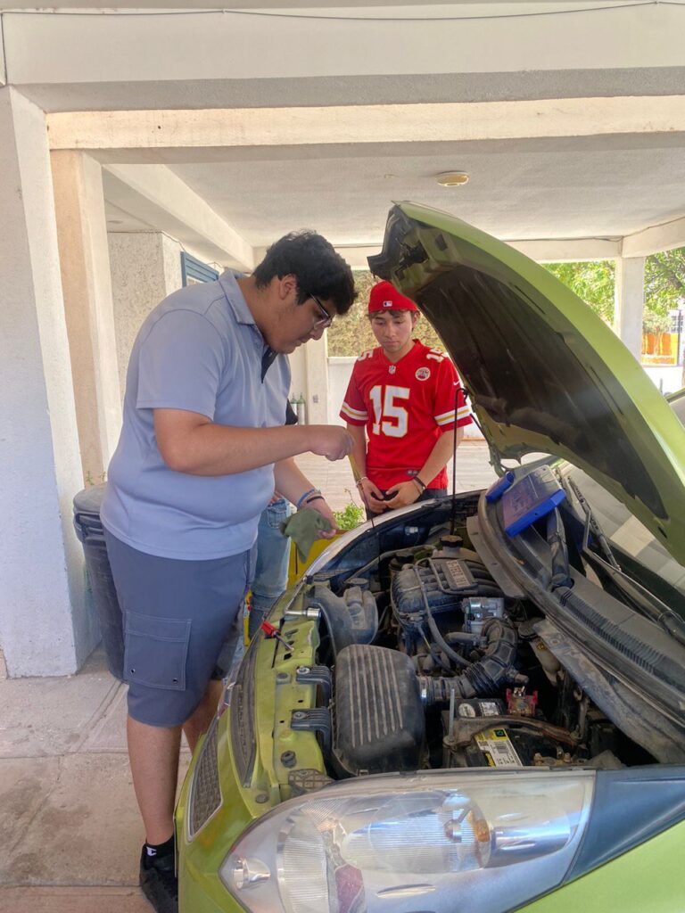 28814 clases de manejo juarez 768x1024