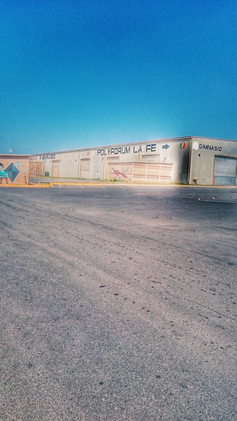 29781 espacio de artes y oficios maquila creativa 768x1365