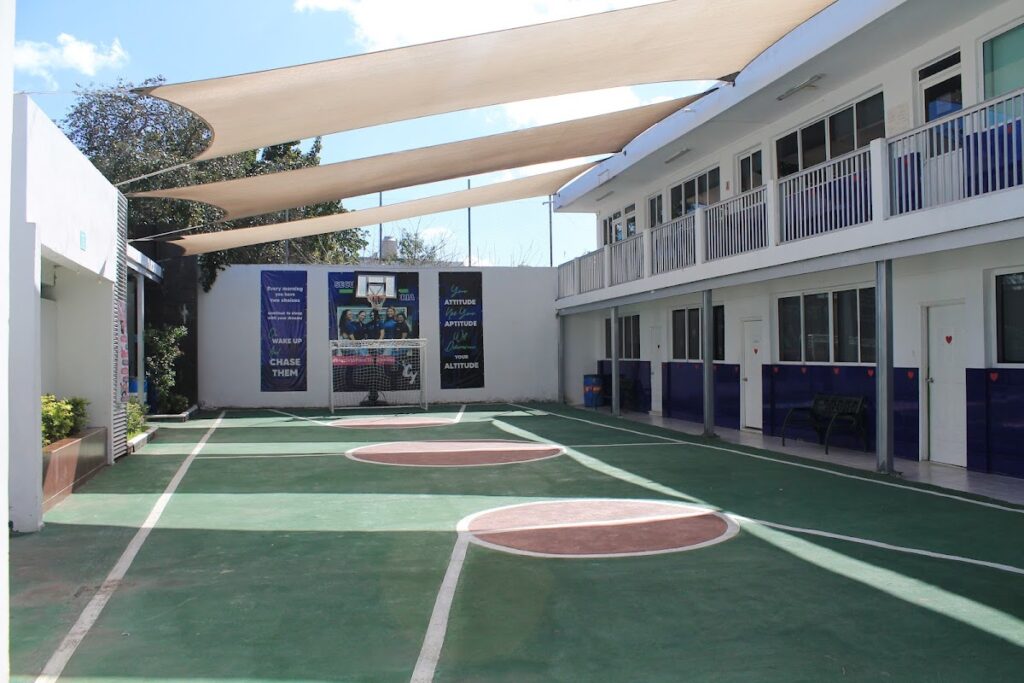 30381 colegio yucatan plantel secundaria preparatoria 1024x683