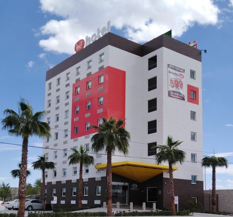 31047 hotel hi torreon 768x715