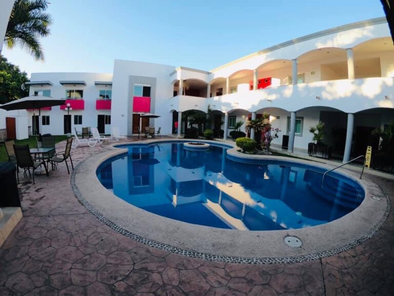 31071 gran hotel tecoman 768x576