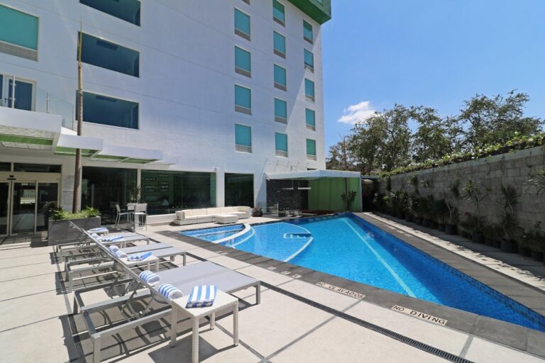 31101 holiday inn chilpancingo by ihg 768x512