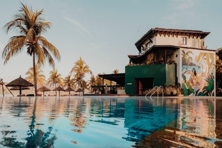 31118 thompson zihuatanejo by hyatt 768x512