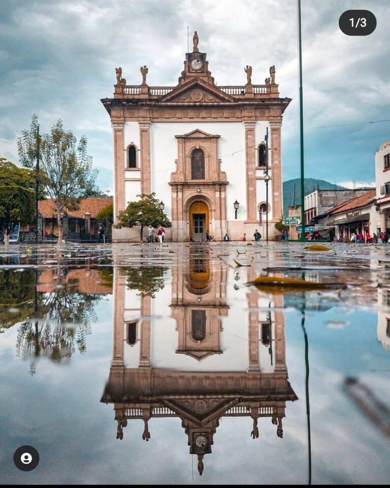 31180 hotel plaza uruapan 768x960