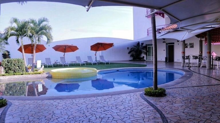 31245 hotel magico inn 768x431