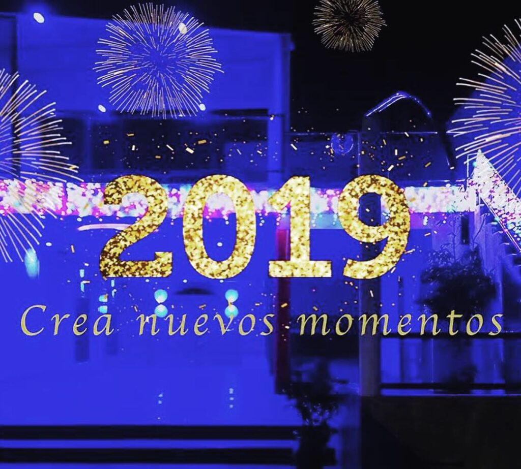 32617 blue waterfall sala de fiestas 1024x923