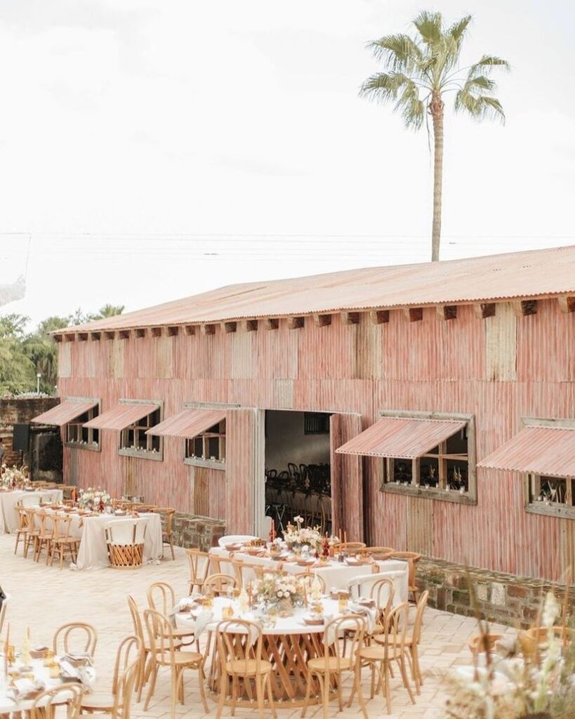 33015 goncanseco venue 819x1024