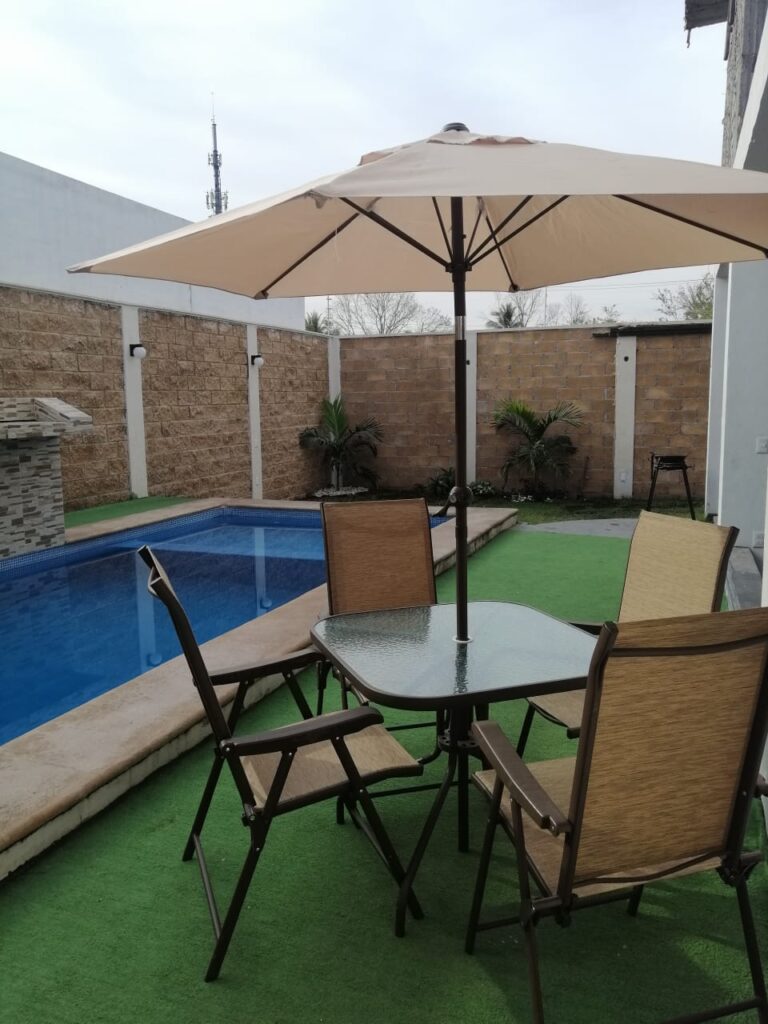 33068 terraza familiar el nogal 768x1024