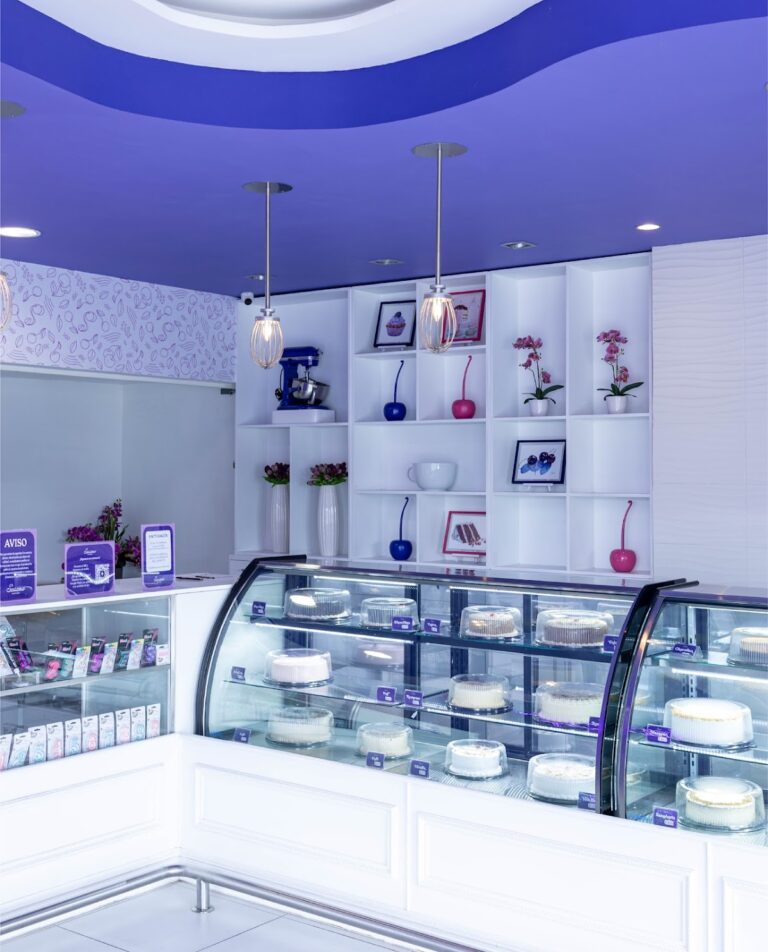 33513 susana pasteleria 768x952